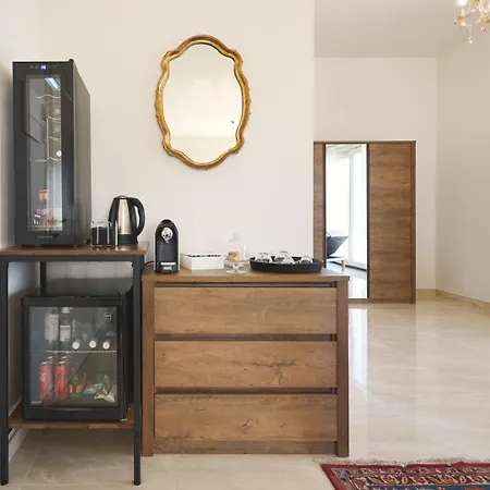 بيت ضيافة Dei Poeti