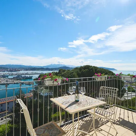 Dei Poeti بيت ضيافة لا سبيتسْيا