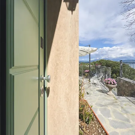 Dei Poeti Guest house