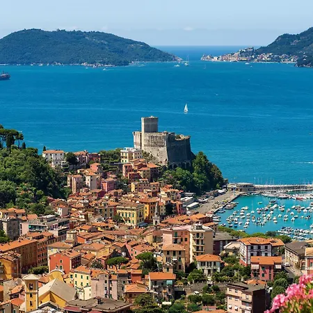 Guest house Dei Poeti 4*