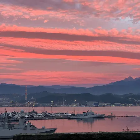 Guest house Dei Poeti 4*