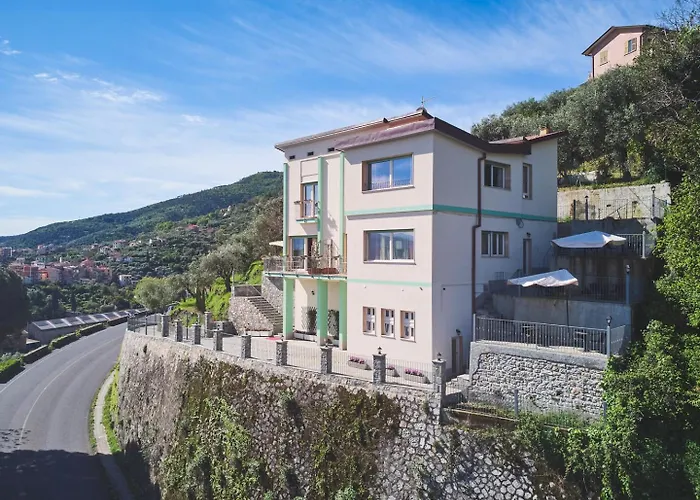 Gæstehus Dei Poeti 4*